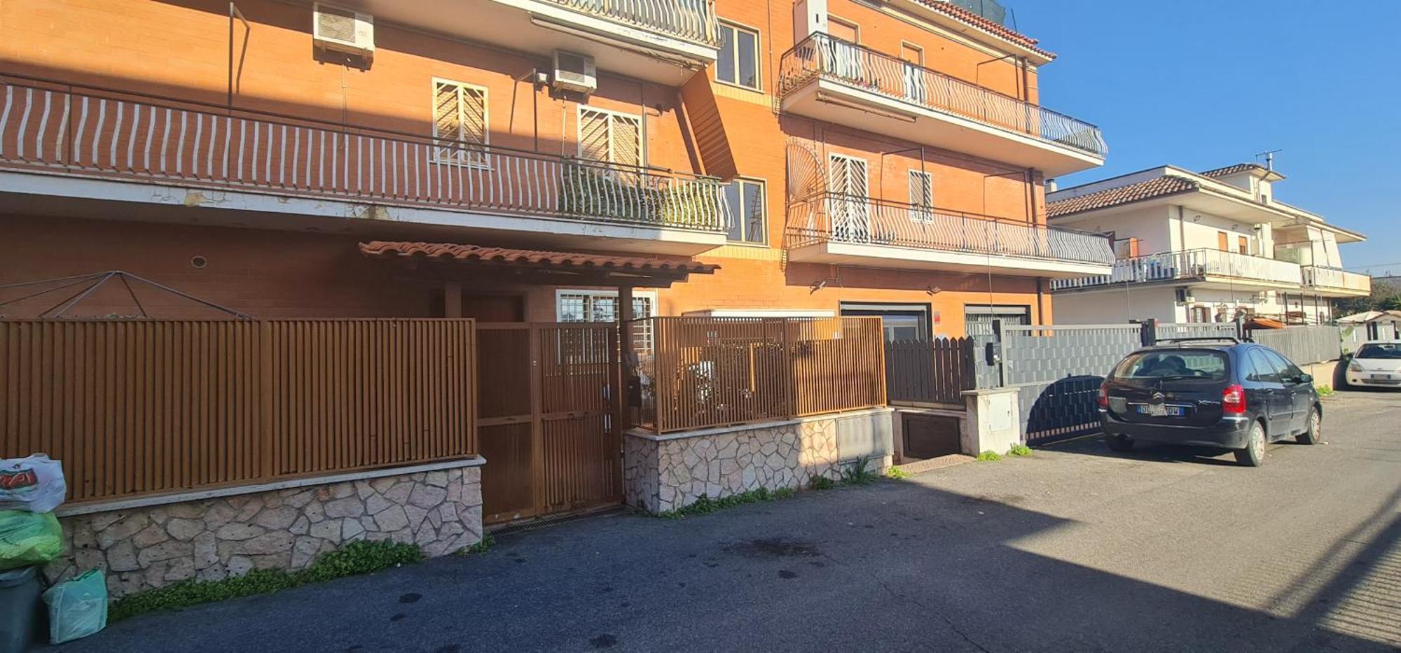 Appartamento Roma Vicino Metro C Exterior photo